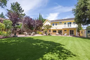 49 W Summit Dr, Redwood City, CA 94062 - Photo 3