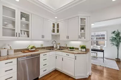 2062 Mills Ave, Menlo Park, CA 94025 - Photo 45