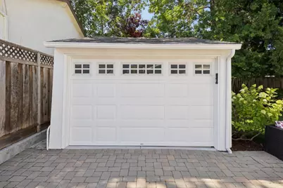 2062 Mills Ave, Menlo Park, CA 94025 - Photo 75