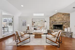2062 Mills Ave, Menlo Park, CA 94025 - Photo 29
