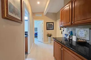 141 Chateau La Salle Dr 141, San Jose, CA 95111 - Photo 9