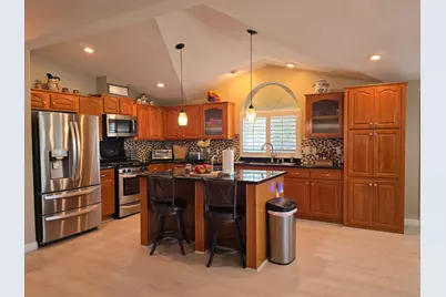 141 Chateau La Salle Dr 141, San Jose, CA 95111 - Photo 11