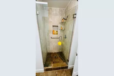 930 California Ave 105, Santa Monica, CA 90403 - Photo 5