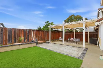 17515 Montoya Cir, Morgan Hill, CA 95037 - Photo 35