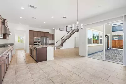 445 Russell Way, Marina, CA 93933 - Photo 9