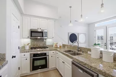 2400 Plateau Dr, San Jose, CA 95125 - Photo 13