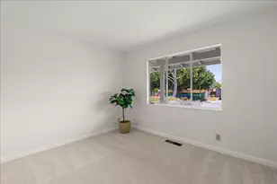 2475 Briarwood Dr, San Jose, CA 95125 - Photo 13
