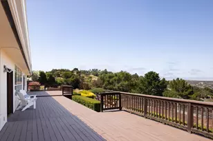 10590 Hidden Mesa Pl, Monterey, CA 93940 - Photo 11
