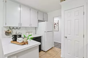 2527 Easton Ln 7, San Jose, CA 95133 - Photo 11