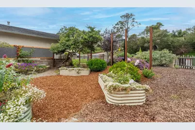 17 Toda Vista, Monterey, CA 93940 - Photo 9