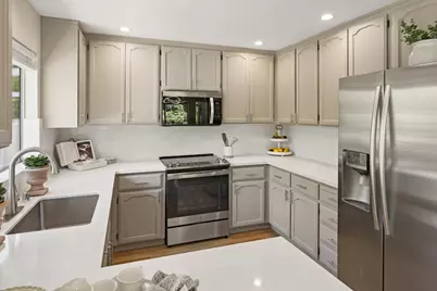 411 Offenbach Pl, Sunnyvale, CA 94087 - Photo 5