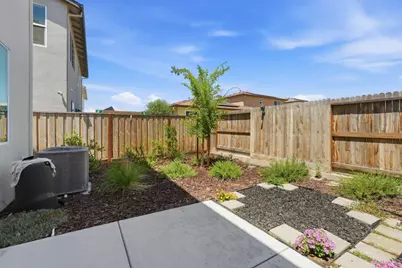 2116 Willa Grace Ave, Manteca, CA 95337 - Photo 23