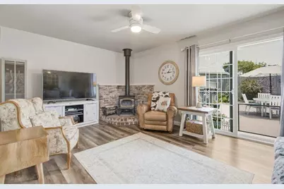 407 Pueblo Dr, Salinas, CA 93906 - Photo 13
