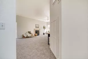 643 E Springer Dr, Turlock, CA 95382 - Photo 27