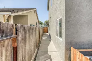 643 E Springer Dr, Turlock, CA 95382 - Photo 15