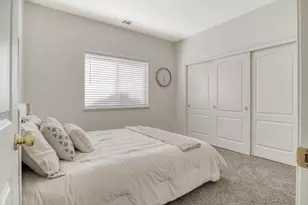 643 E Springer Dr, Turlock, CA 95382 - Photo 5