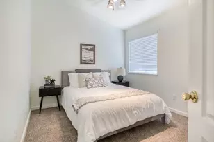 643 E Springer Dr, Turlock, CA 95382 - Photo 9