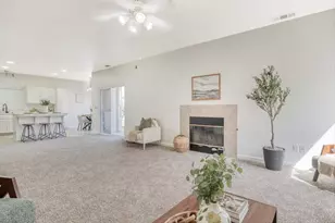643 E Springer Dr, Turlock, CA 95382 - Photo 33