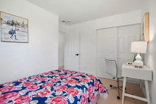 17 Yarnall Pl, Redwood City, CA 94063 - Photo 17