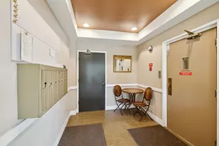 1121 Douglas Ave 302, Burlingame, CA 94010 - Photo 19