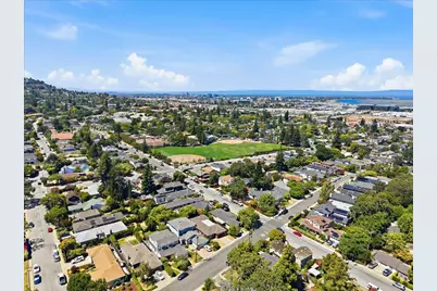 2000 Howard Ave, San Carlos, CA 94070 - Photo 73