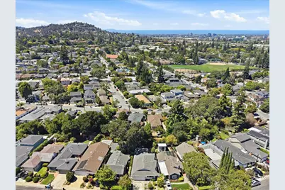 2000 Howard Ave, San Carlos, CA 94070 - Photo 77