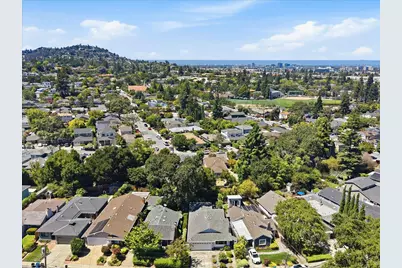 2000 Howard Ave, San Carlos, CA 94070 - Photo 67