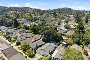 2000 Howard Ave, San Carlos, CA 94070 - Photo 71
