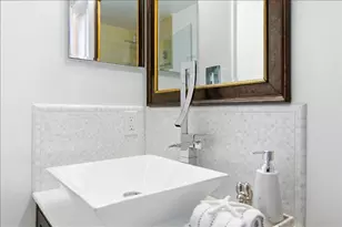 2000 Howard Ave, San Carlos, CA 94070 - Photo 57