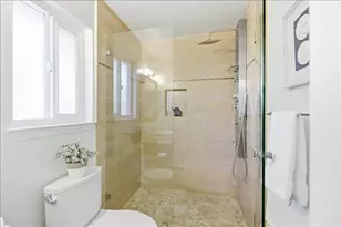 2000 Howard Ave, San Carlos, CA 94070 - Photo 55