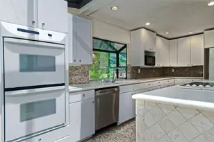 6805 Bluffwood Ct, San Jose, CA 95120 - Photo 11