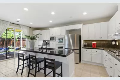 16815 Cabernet Cir, Morgan Hill, CA 95037 - Photo 15
