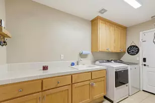 16815 Cabernet Cir, Morgan Hill, CA 95037 - Photo 37