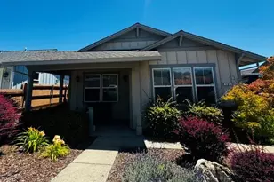 136 Cottage Cir, Murphys, CA 95247 - Photo 3