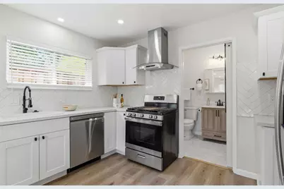 194 4th St, Gilroy, CA 95020 - Photo 15