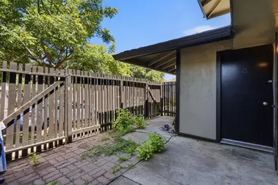 1806 Chinquapin Ct C, Concord, CA 94519 - Photo 13