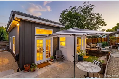 843 W I St, Benicia, CA 94510 - Photo 49