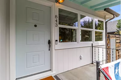 843 W I St, Benicia, CA 94510 - Photo 3