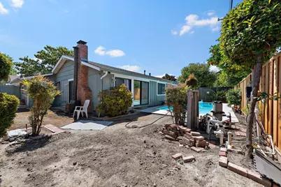 1748 Higgins Ave, Santa Clara, CA 95051 - Photo 21