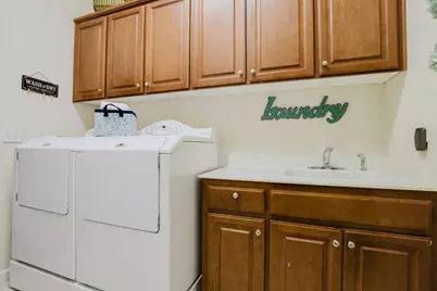 2379 Gaines Ln, Tracy, CA 95377 - Photo 13