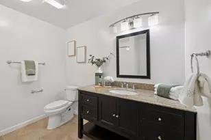 1101 Continentals Way 112, Belmont, CA 94002 - Photo 21