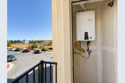 1408 Mauro Pietro Dr 202, Petaluma, CA 94954 - Photo 21