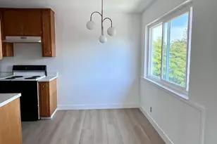 57 Dumbarton Ave, Redwood City, CA 94063 - Photo 9