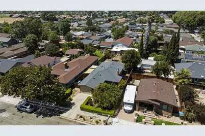 530 B St, Hollister, CA 95023 - Photo 41