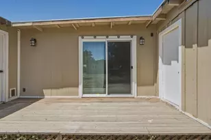 530 B St, Hollister, CA 95023 - Photo 35