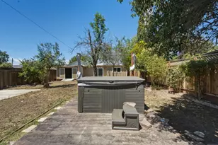 530 B St, Hollister, CA 95023 - Photo 27