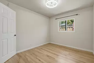 530 B St, Hollister, CA 95023 - Photo 15