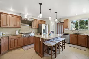 17645 Manzanita Dr, Morgan Hill, CA 95037 - Photo 15