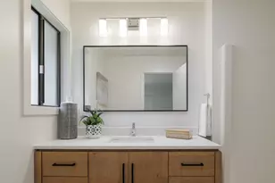 25 Stowe Ln, Menlo Park, CA 94025 - Photo 13