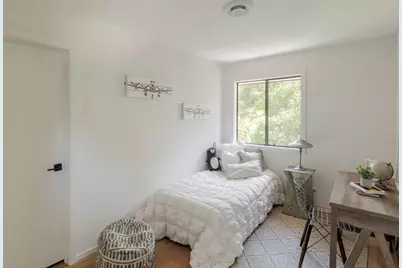 25 Stowe Ln, Menlo Park, CA 94025 - Photo 15